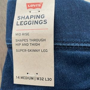 Levi shape leggings size 14/32. NWT